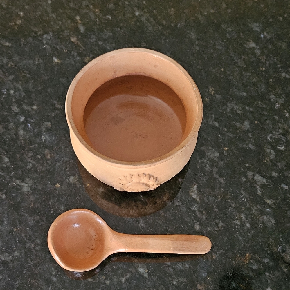 Terracotta Salsa Sauce Serving Bowl with Ladle